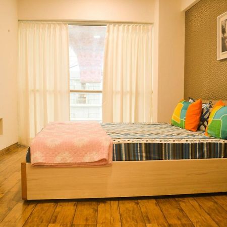Homestays At Rajhans Belliza Near Airport Σουράτ Εξωτερικό φωτογραφία