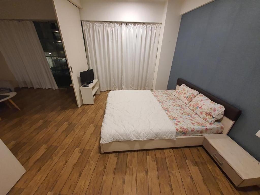 Homestays At Rajhans Belliza Near Airport Σουράτ Εξωτερικό φωτογραφία